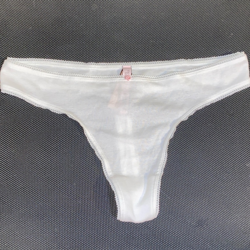 New Victoria's Secret Love V-String Very Sexy Thong Panty Lace Mesh XLarge XL